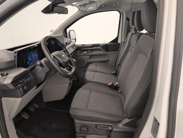 Ford Tourneo Custom Titanium L2H1 320 