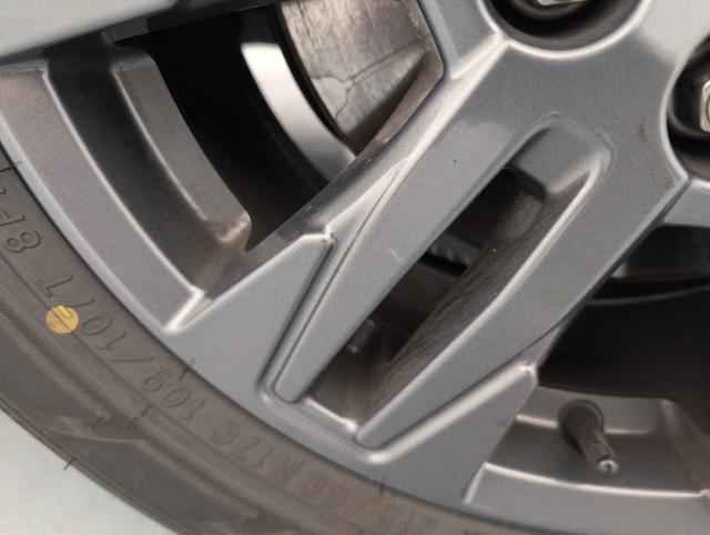 Ford Tourneo Custom Titanium L2H1 320 