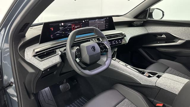 Peugeot 5008 Allure III 