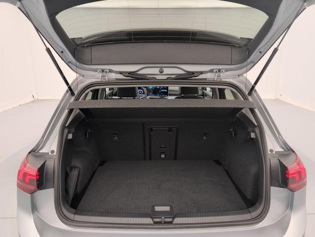 Volkswagen Golf Life Plus 