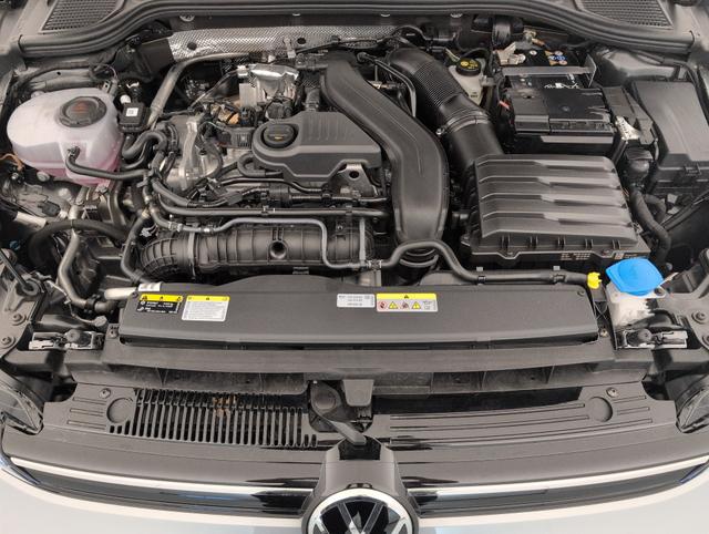 Volkswagen Golf Life Plus 