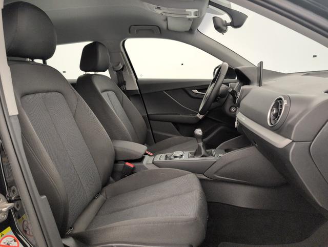 Audi Q2 Business line 