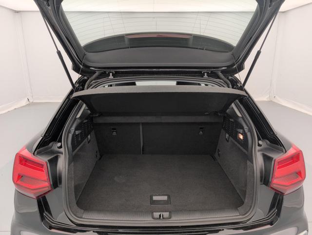 Audi Q2 Business line 