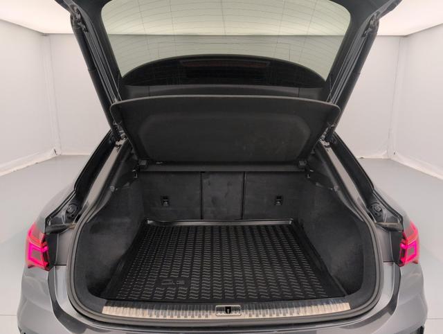 Audi Q3 S line 