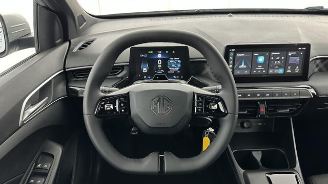 MG MG3 