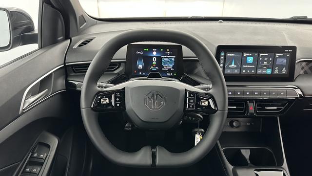 MG MG3 