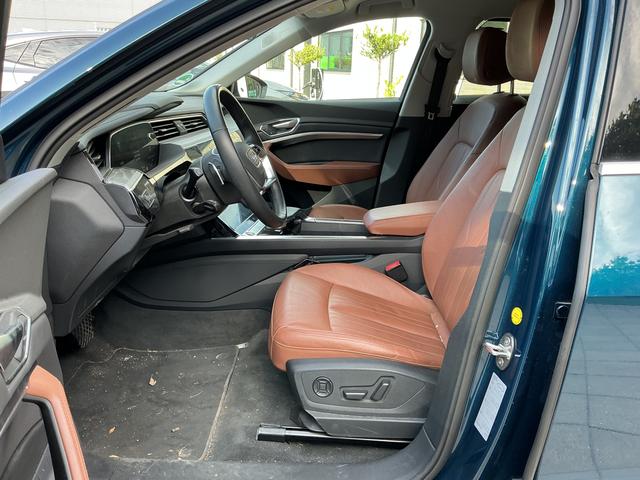 Audi e-tron advanced 