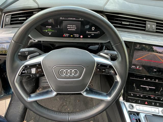 Audi e-tron advanced 