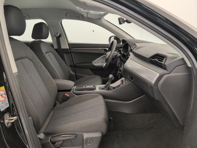 Audi Q3 Business Line 