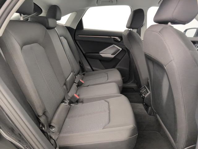 Audi Q3 Business Line 