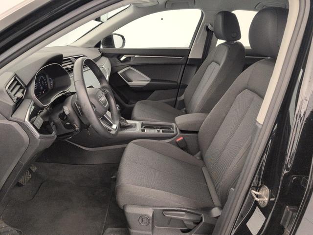 Audi Q3 Business Line 