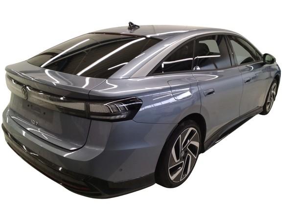 Volkswagen ID.7 Pro 