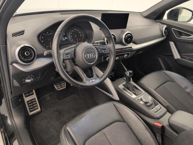 Audi Q2 S line 