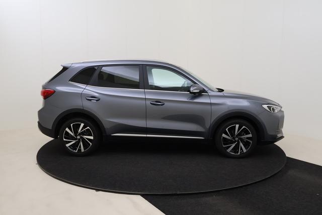 MG ZS Luxury 