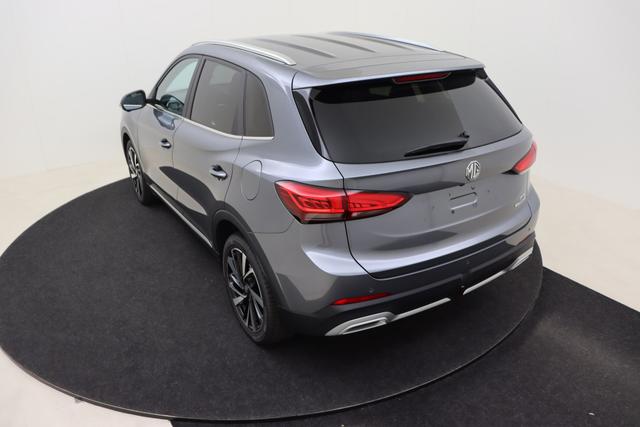 MG ZS Luxury 