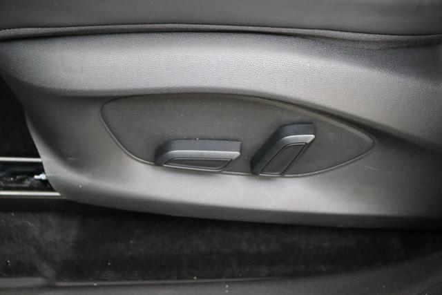 MG ZS Luxury 