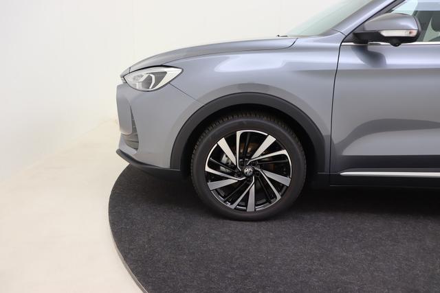 MG ZS Luxury 