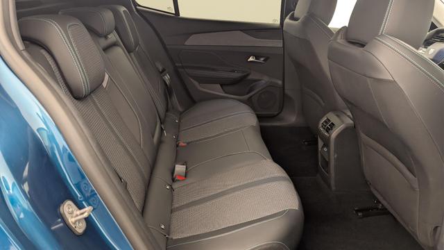 Peugeot 408 Allure 
