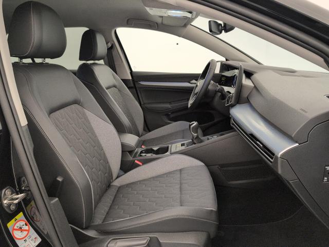 Volkswagen Golf Life Plus 