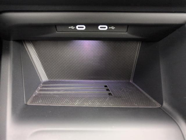 Volkswagen Golf Life Plus 