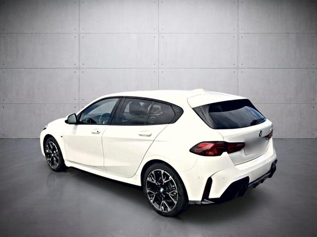 BMW 1er M Sport Design (F70) 120 