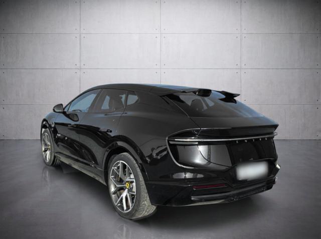 Lotus Eletre 