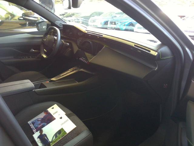 Peugeot 408 GT 