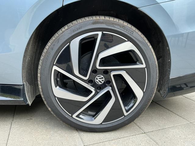 Volkswagen ID.7 Pro 