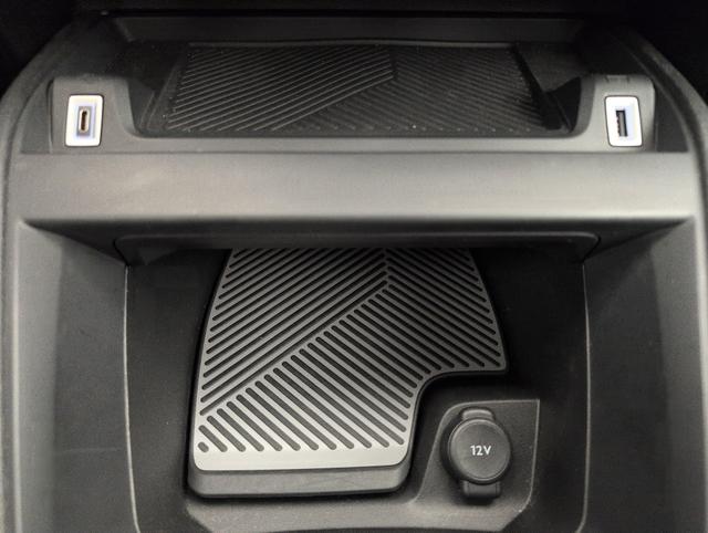 Citro&euml;n C4 Feel Pack 
