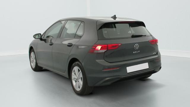Volkswagen Golf Life Business 