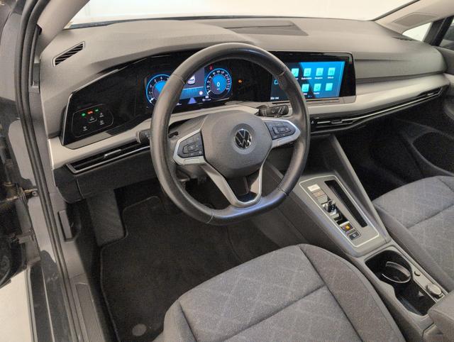 Volkswagen Golf Life Business 