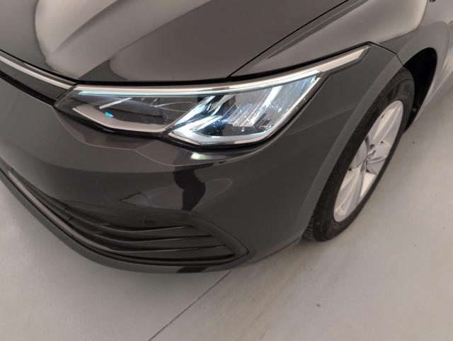 Volkswagen Golf Life Business 