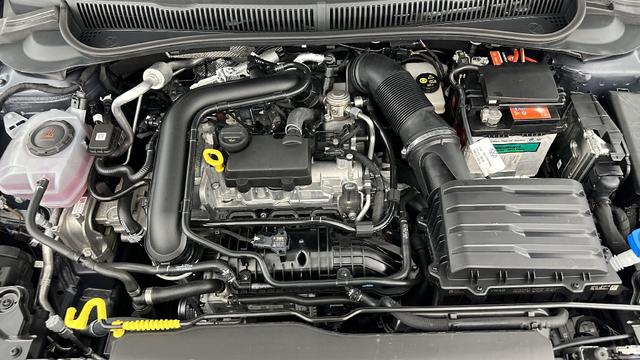 Volkswagen Polo Life Plus 