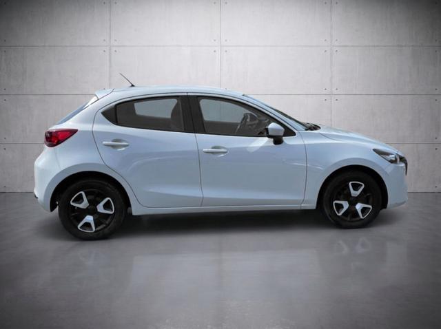 Mazda Mazda2 Centre-Line 2 