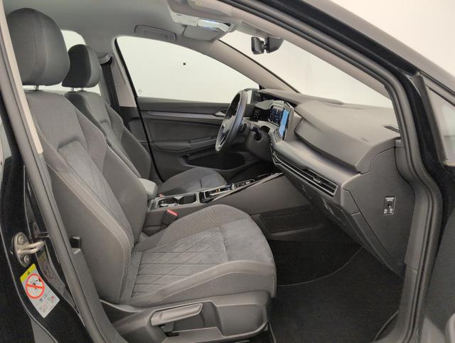 Volkswagen Golf Style 