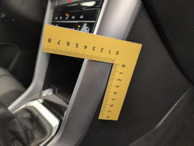 Volkswagen T-Roc Life Plus 