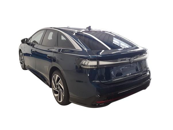 Volkswagen ID.7 Pro 