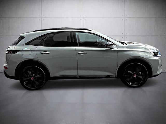 DS Automobiles 7 Performance Line + DS7 (Crossback) 