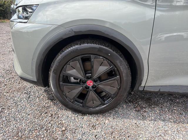 DS Automobiles 7 Performance Line + DS7 (Crossback) 