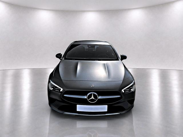 Mercedes-Benz Business Line CLA 180 