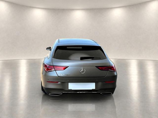 Mercedes-Benz Business Line CLA 180 