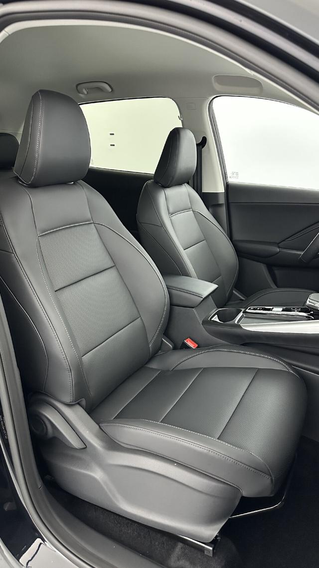 MG ZS Luxury 