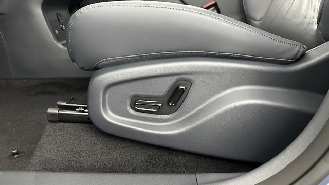 Geely Starray EM-i Max+ 