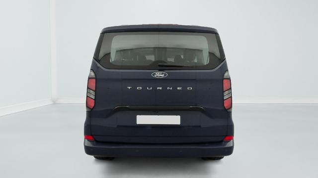 Ford Tourneo Custom Titanium 320 L2H1 