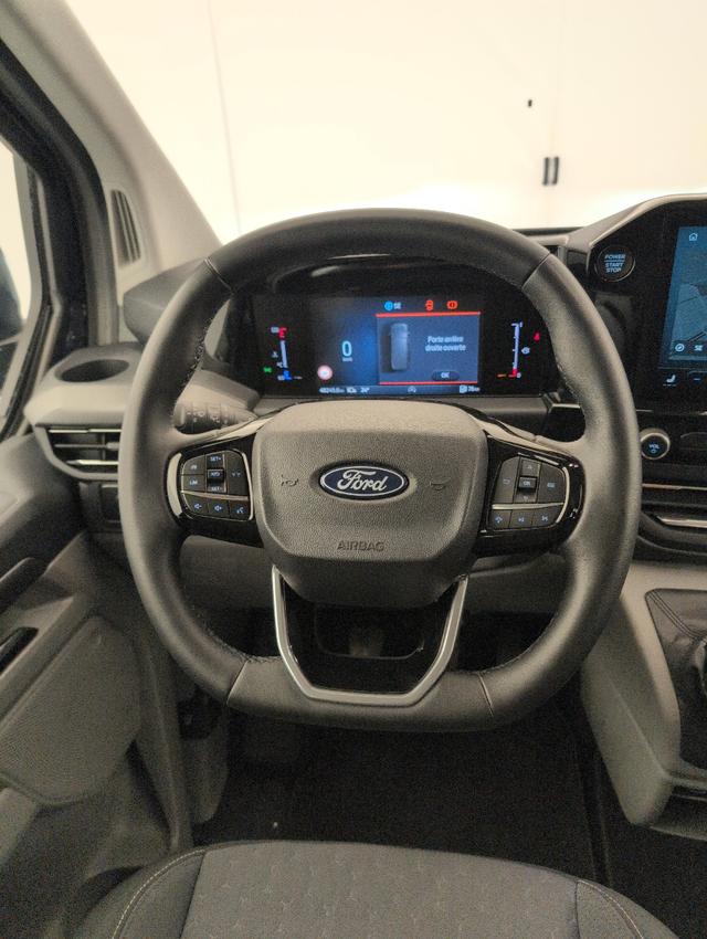 Ford Tourneo Custom Titanium 320 L2H1 