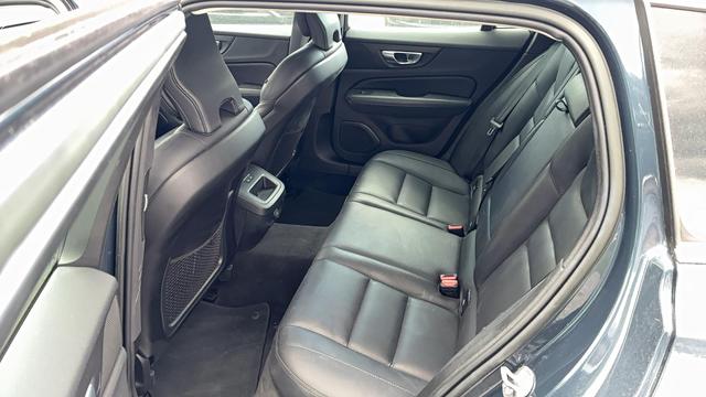 Volvo V60 Inscription B4 