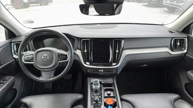 Volvo V60 Inscription B4 