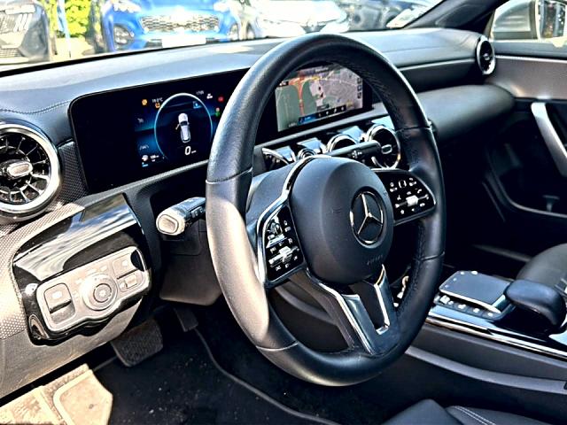 Mercedes-Benz Business Line CLA 180 
