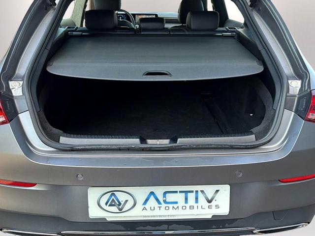 Mercedes-Benz Business Line CLA 180 