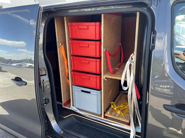 Peugeot Expert Kastenwagen Pack Premium Connect 